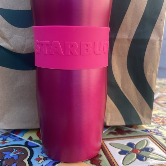 Starbucks 2022 Summer Dragonfruit Pink 12oz Thermo - Picture 2 of 6